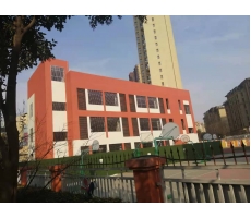 泰鑫鋼構(gòu)又一次加入校園建設(shè)，為學(xué)生的安全保駕護(hù)航！